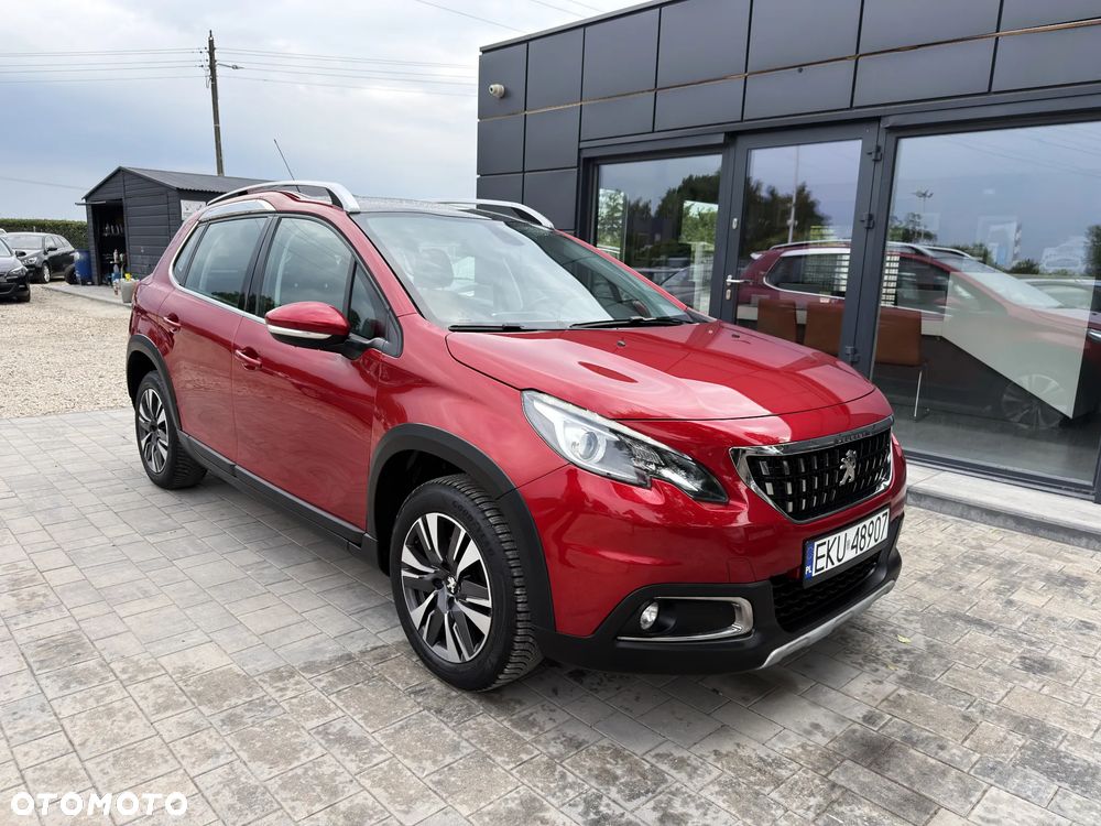 Peugeot 2008 1.2 Pure Tech GPF Allure S&S - 17