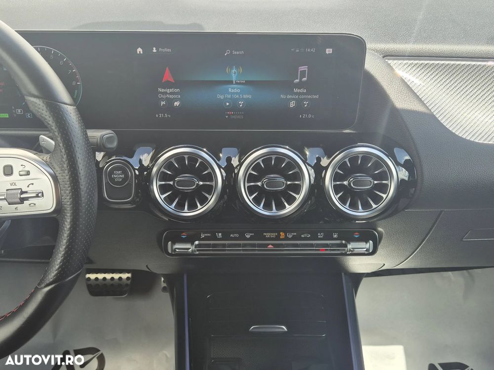Mercedes-Benz GLA 250 e - 18