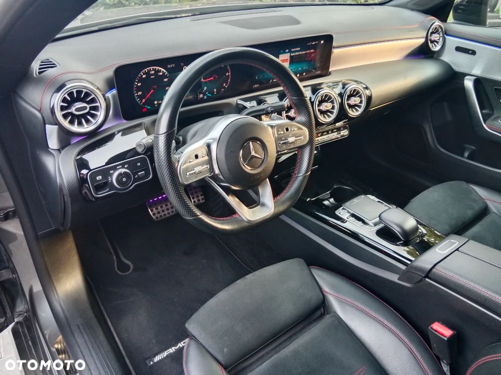 Mercedes-Benz CLA 220 d AMG Line 8G-DCT - 8