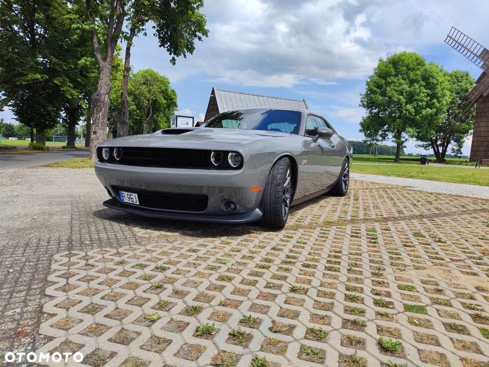 Dodge Challenger Automatik R/T Plus Scat Pack - 2