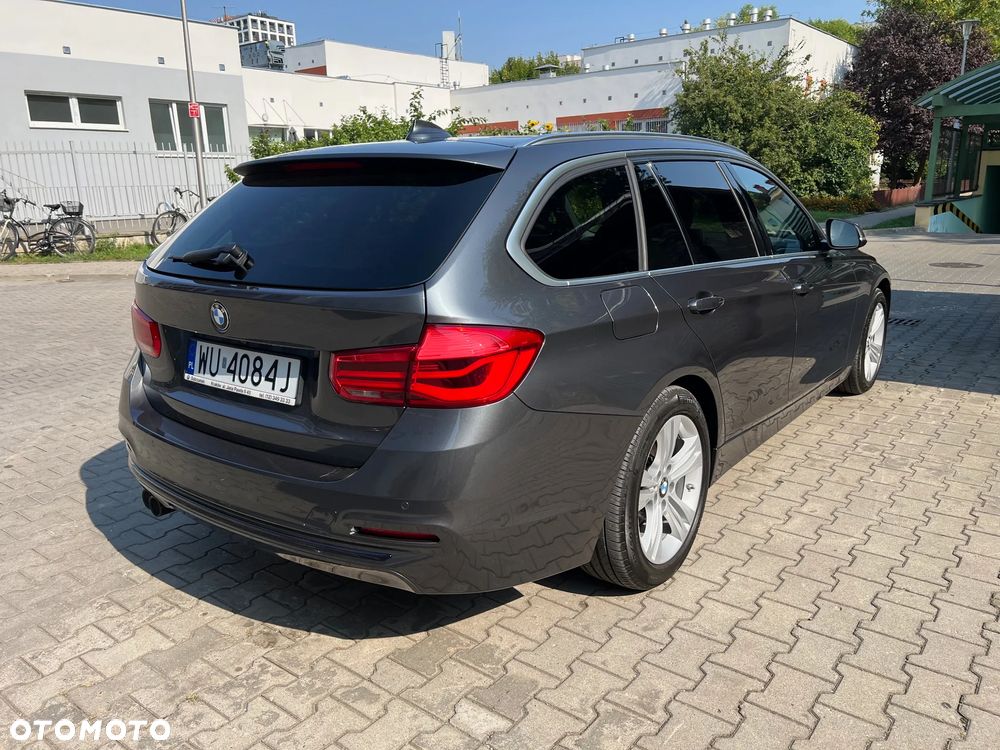 BMW Seria 3 320i Sport Line - 5