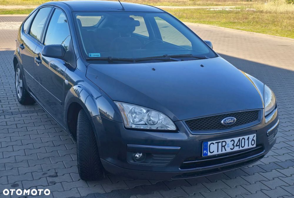 Ford Focus 1.6 16V Ambiente - 7
