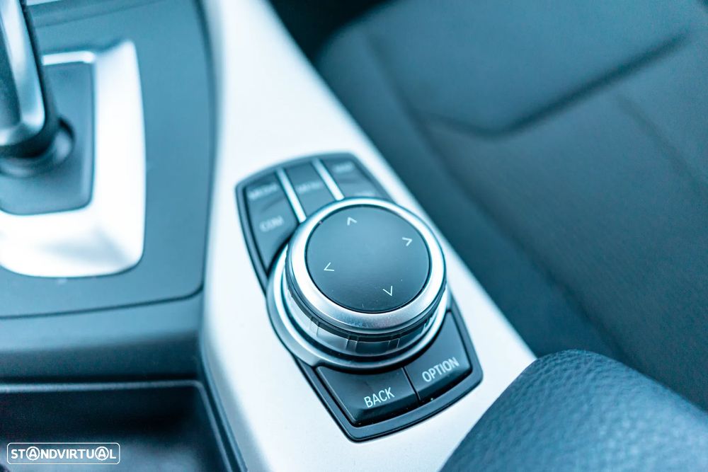 BMW 116 d Advantage Auto - 27