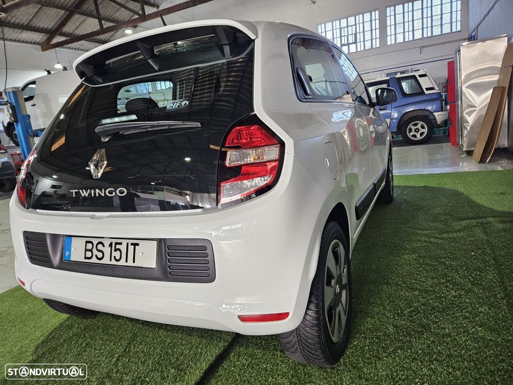 Renault Twingo 1.0 SCe Limited — fotografia 5