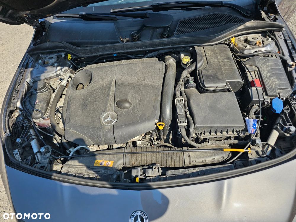Mercedes-Benz CLA 200 d 4Matic 7G-DCT AMG Line - 21