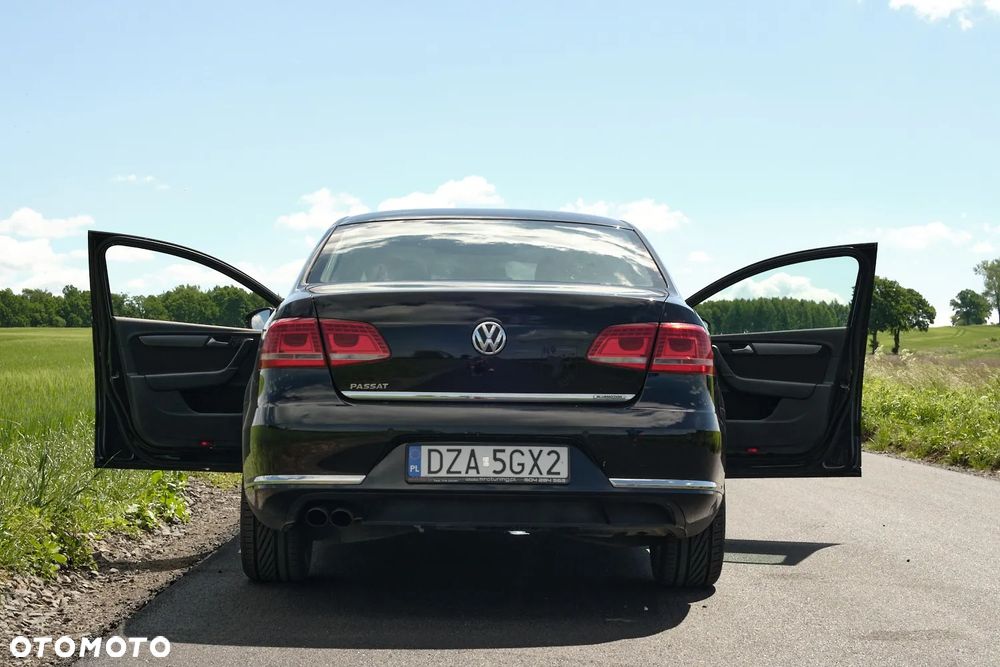 Volkswagen Passat 2.0 TDI Comfortline - 6