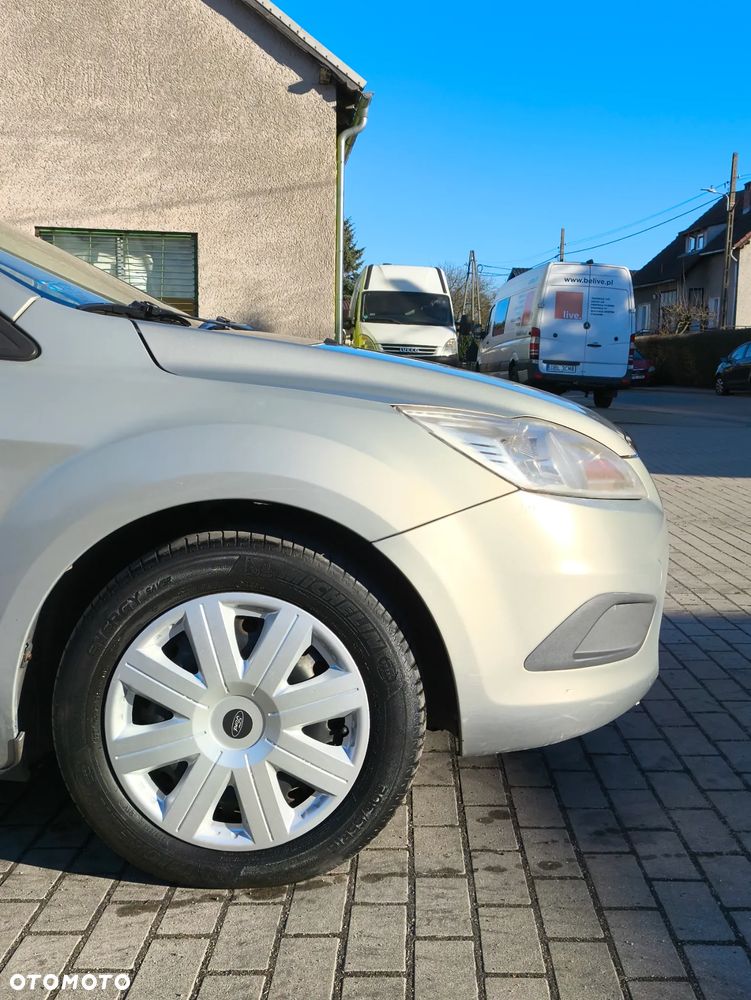 Ford Focus - 12