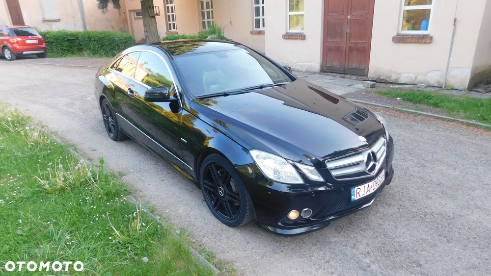 Mercedes-Benz Klasa E - 27