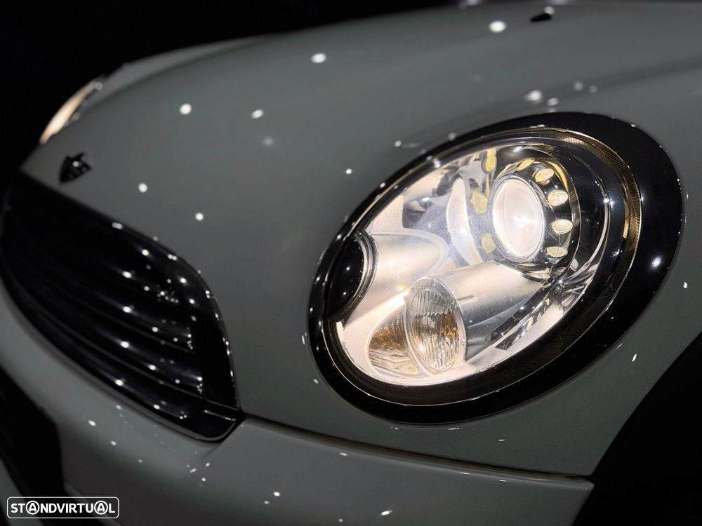 MINI 3 Portas Cooper D - 10