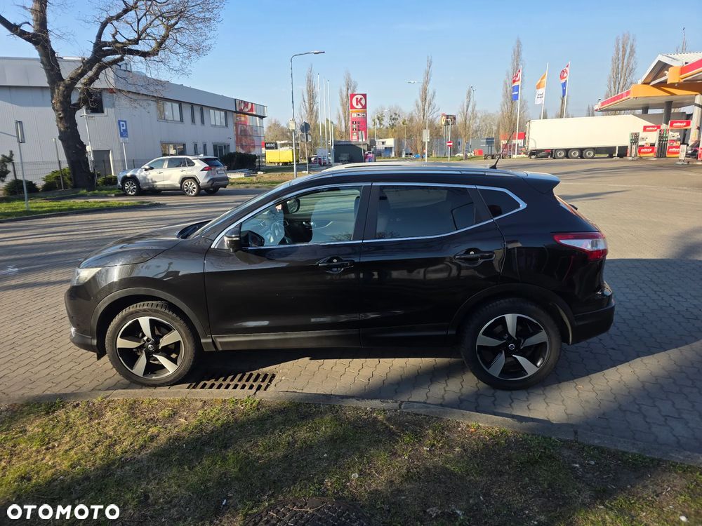 Nissan Qashqai - 10