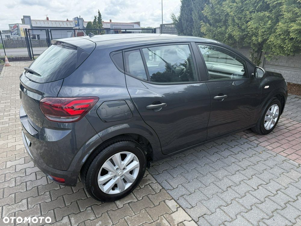 Dacia Sandero - 6