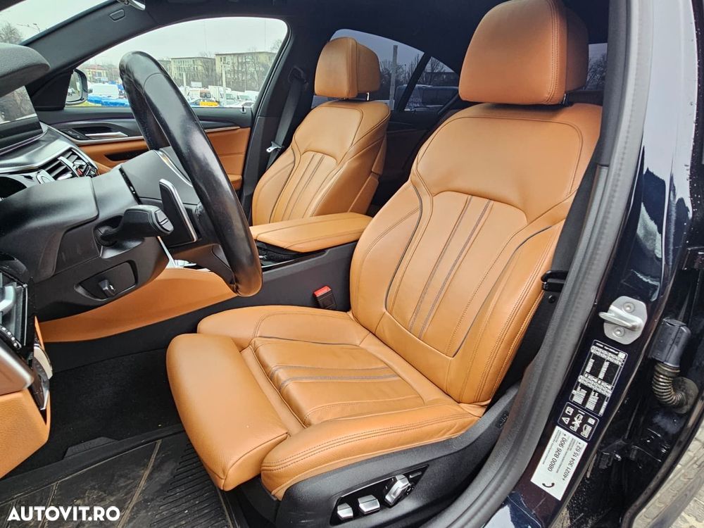 BMW Seria 5 530i xDrive AT MHEV - 24