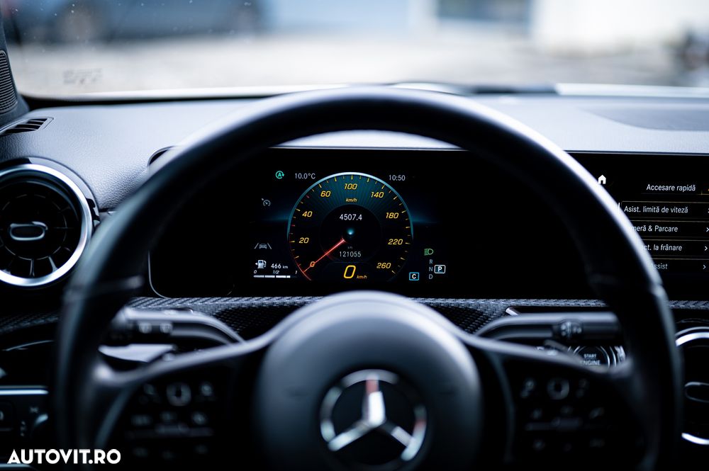 Mercedes-Benz A - 9