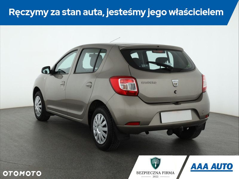 Dacia Sandero - 5