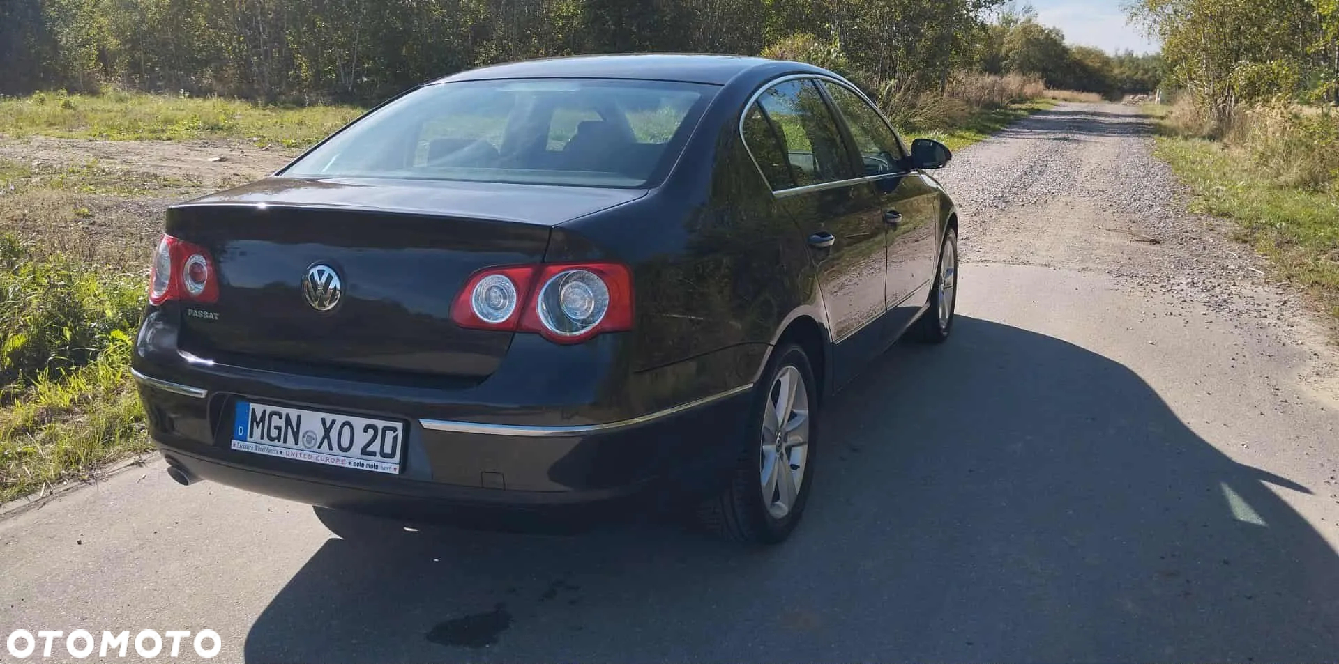 Volkswagen Passat - 5