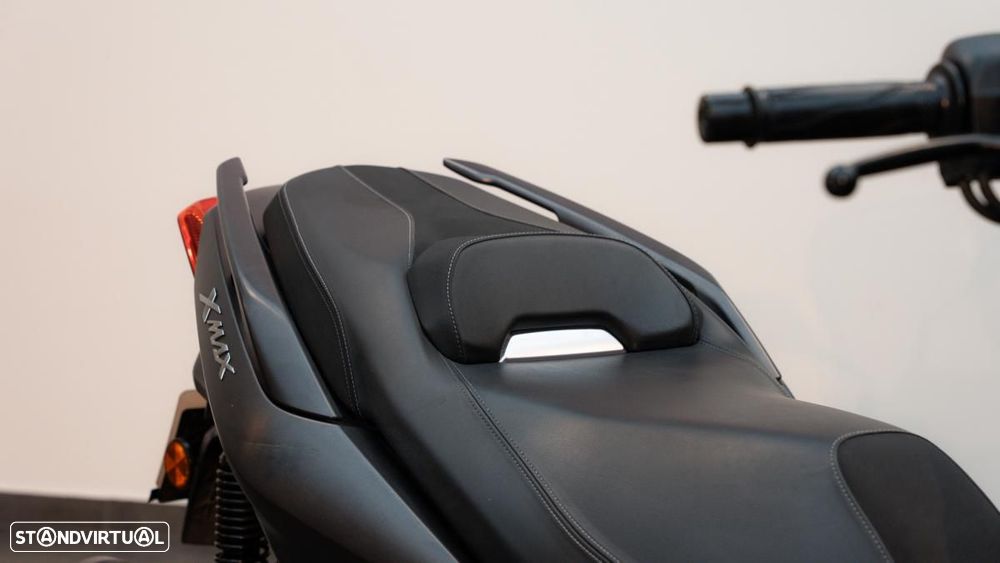 Yamaha X-Max 125 - 9