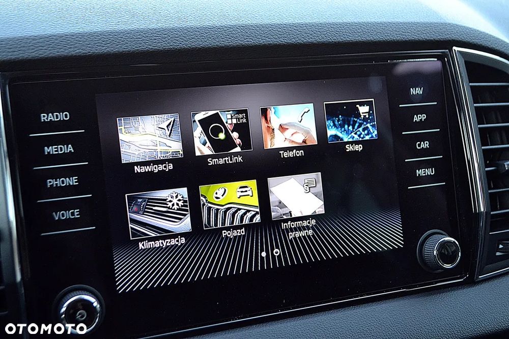 Skoda Karoq 1.5 TSI ACT DSG Balance - 26