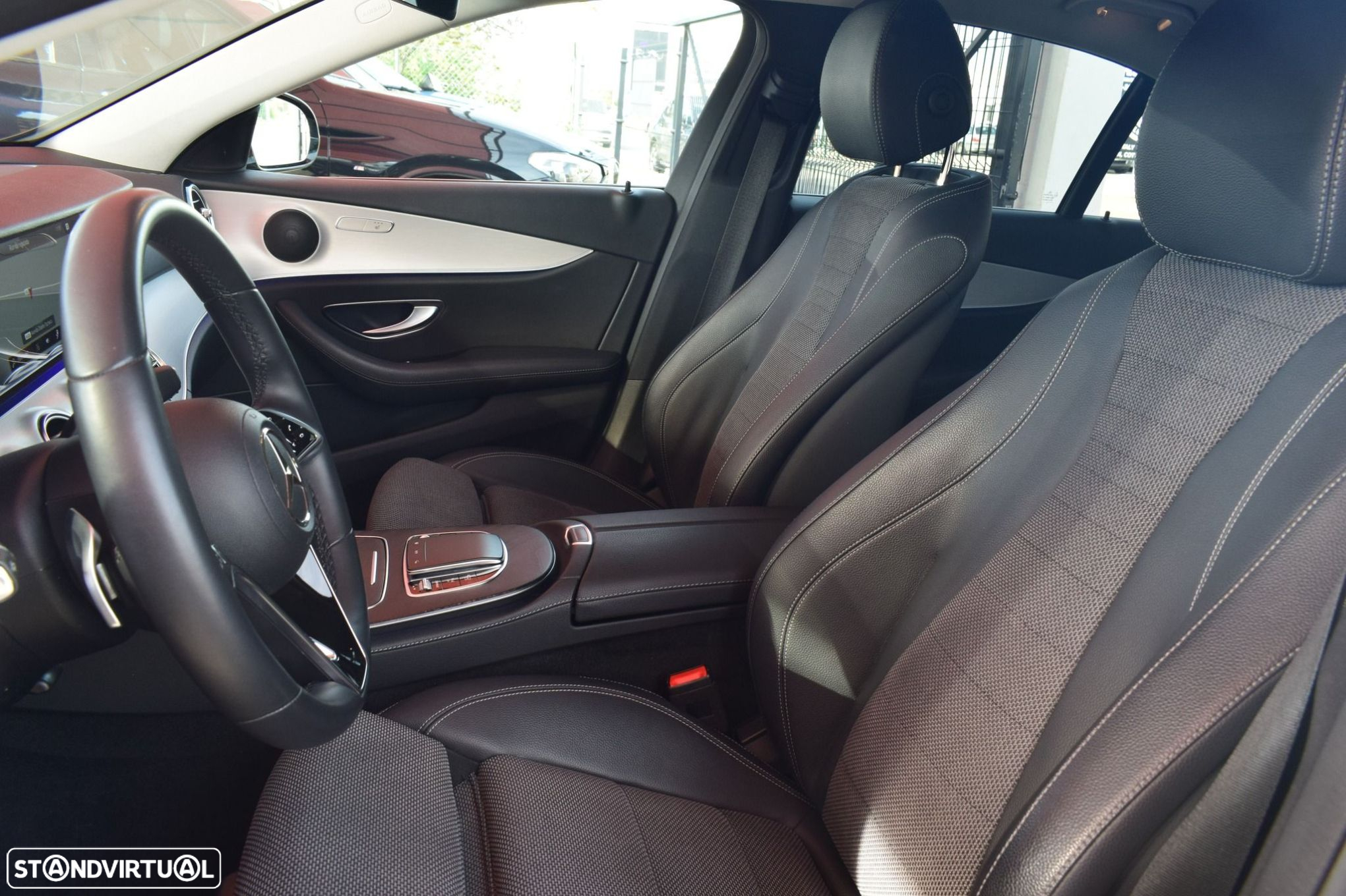Mercedes-Benz E 300 de Avantgarde - 10