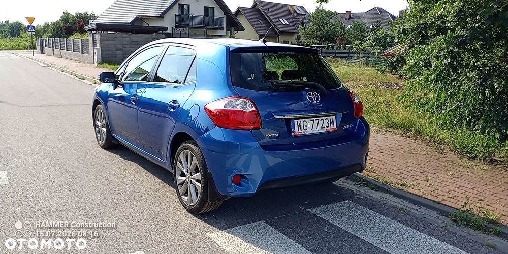Toyota Auris 1.8 Premium - 26