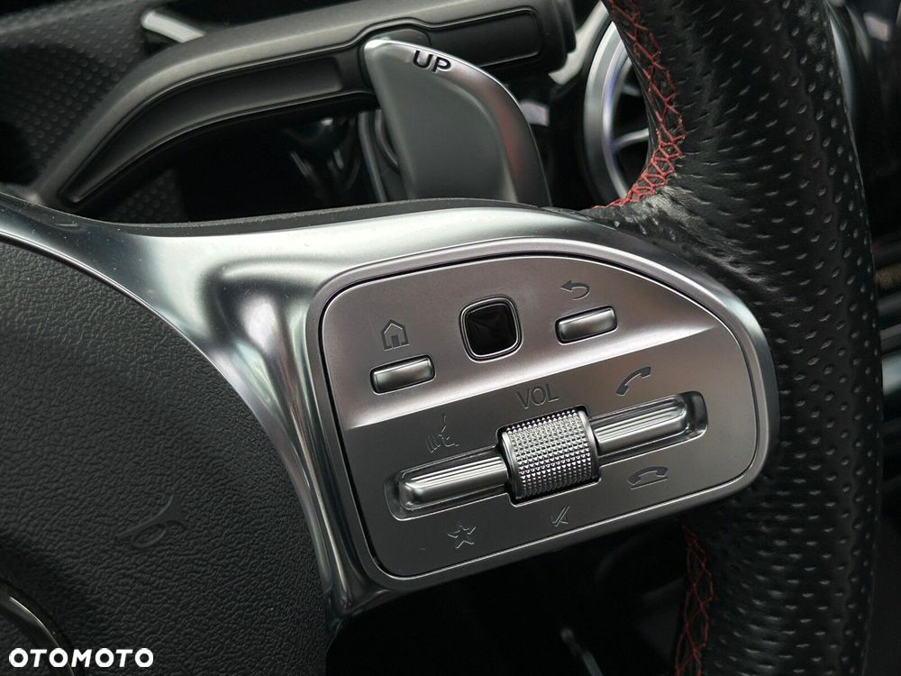 Mercedes-Benz CLA AMG 35 4-Matic 7G-DCT - 22
