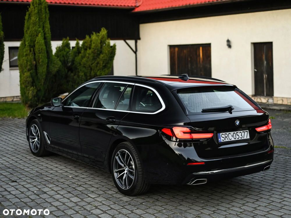 BMW Seria 5 520d M Sport Edition - 3