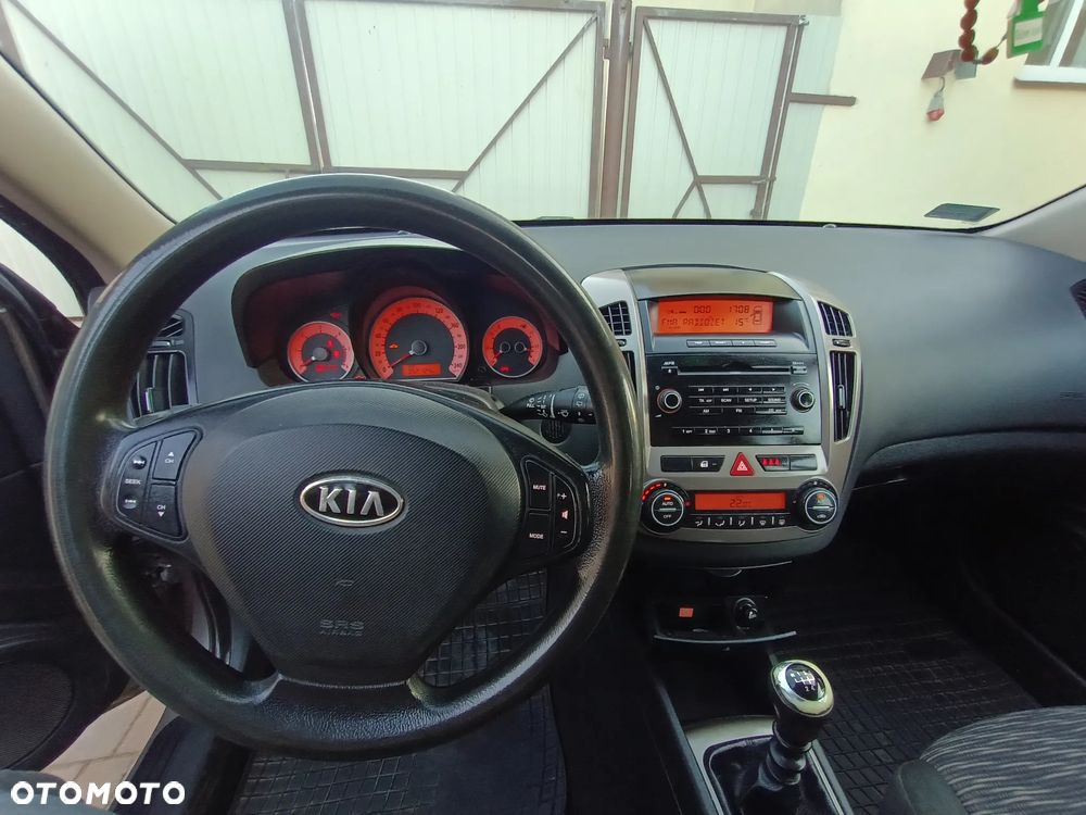 Kia Ceed 1.6 Crdi Comfort - 10