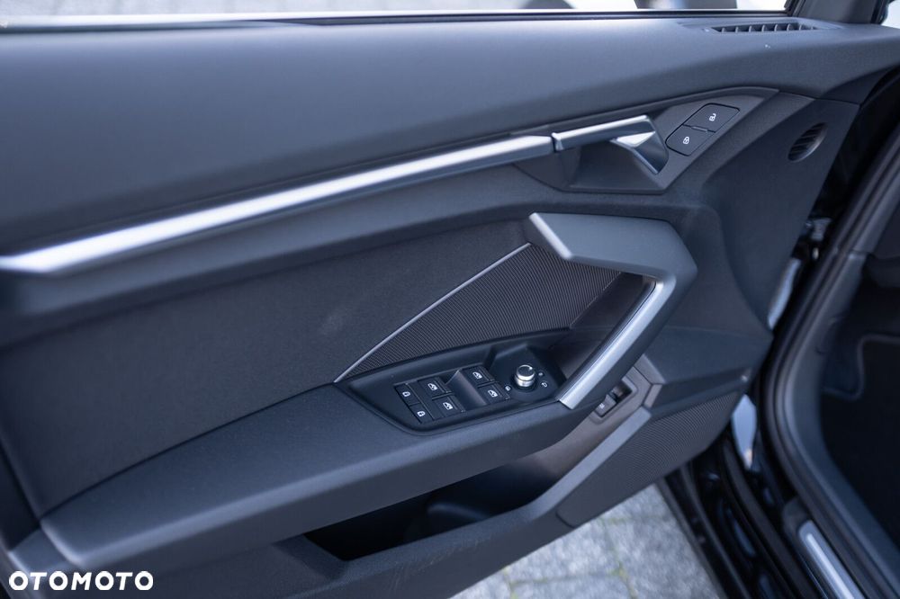 Audi A3 Sportback - 13