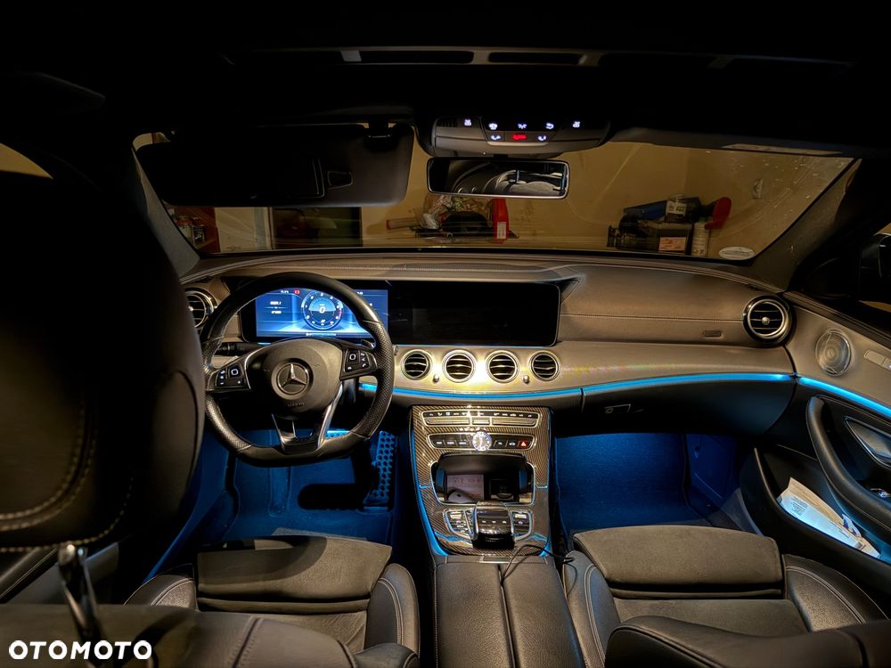 Mercedes-Benz Klasa E 220 d 9G-TRONIC - 19