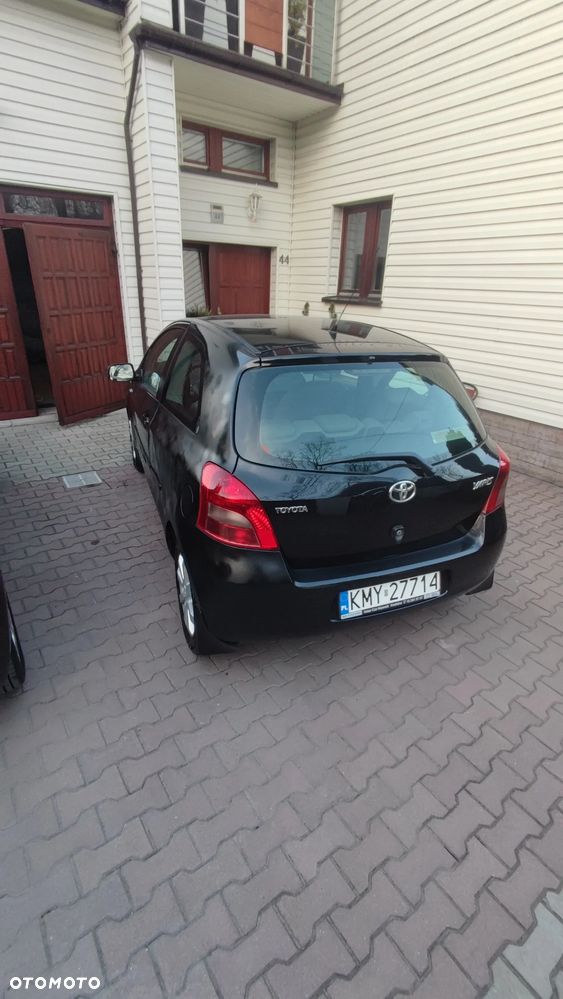 Toyota Yaris - 6