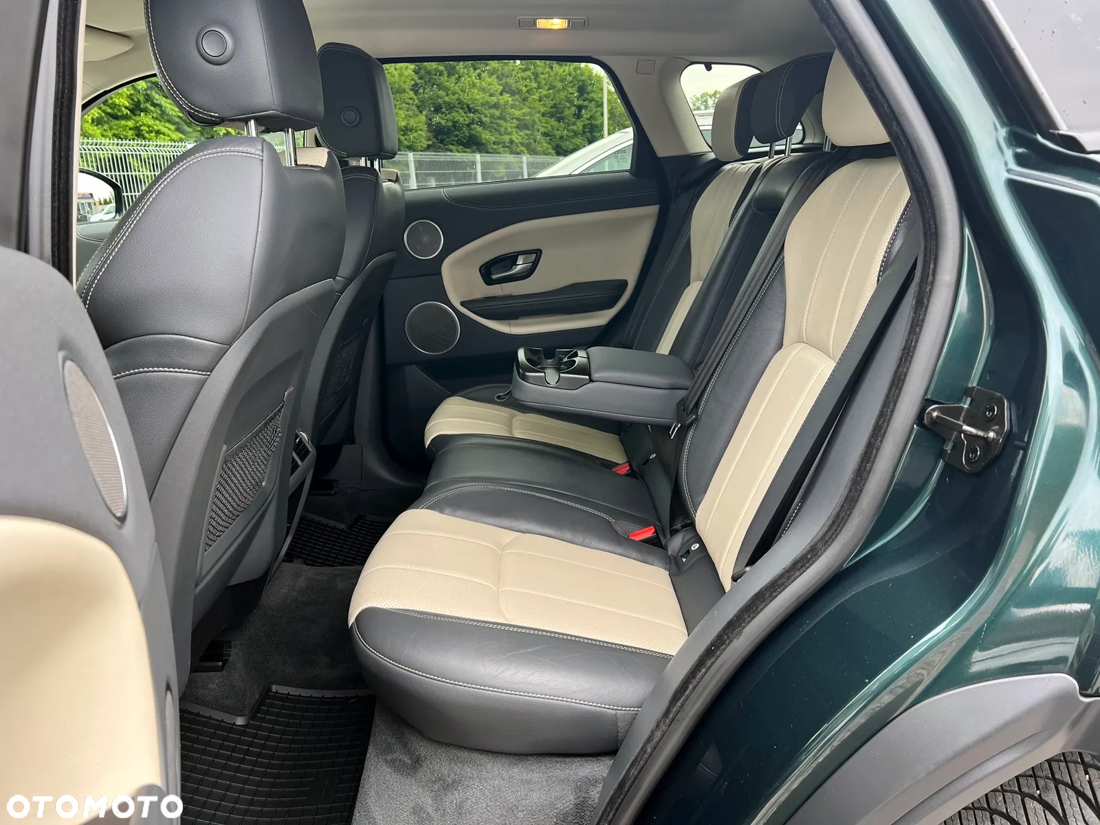 Land Rover Range Rover Evoque - 14