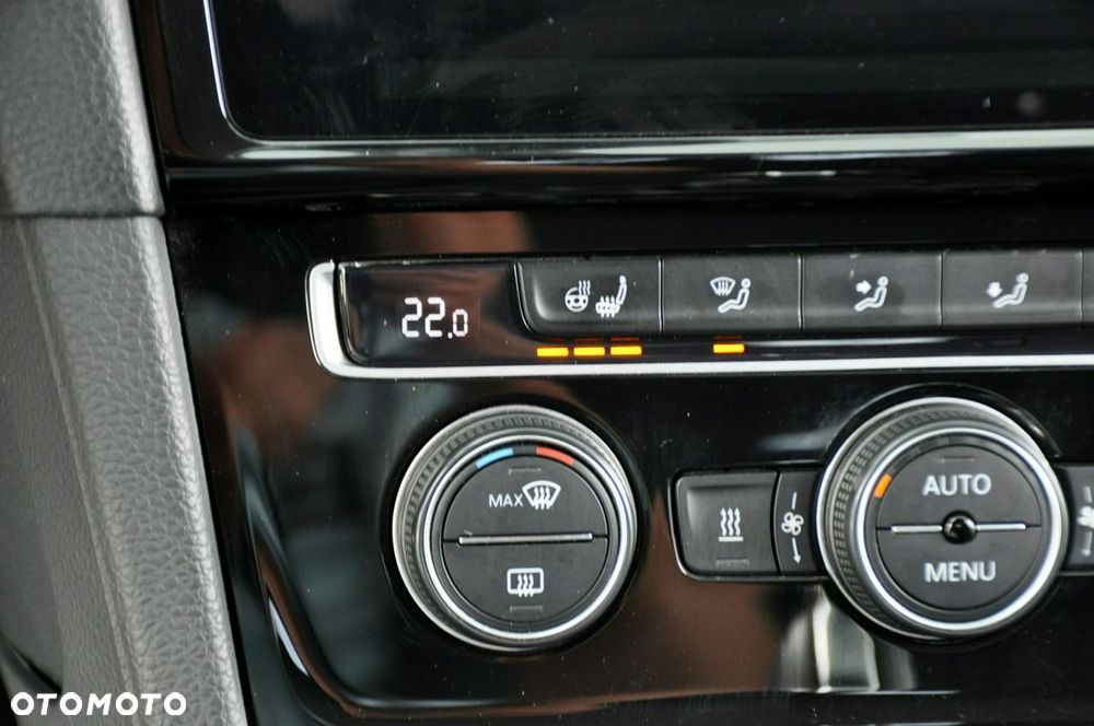 Volkswagen Golf Variant - 34