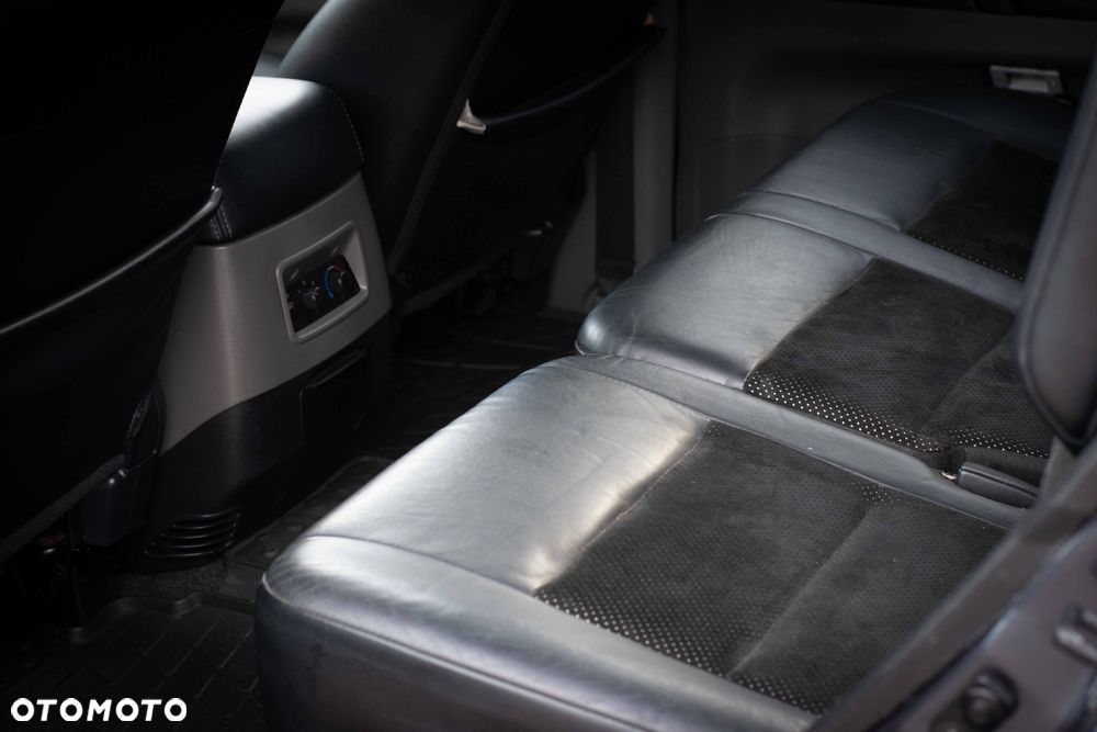 Mitsubishi Pajero 3.2 DID 7os (lea) - 5