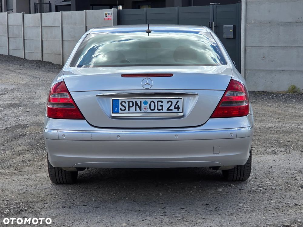 Mercedes-Benz Klasa E 200 Kompressor Automatik Elegance Sport Edition - 6