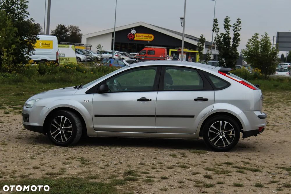 Ford Focus 1.6 Comfort - 11