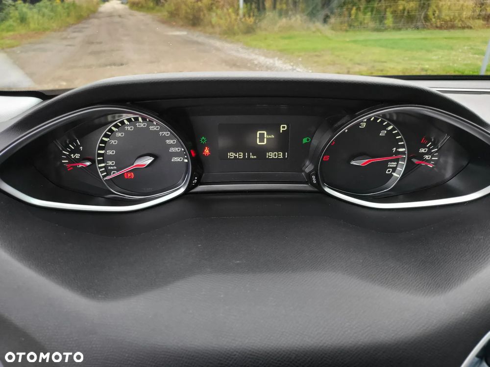 Peugeot 308 BlueHDi FAP 120 EAT6 Stop & Start Allure - 29