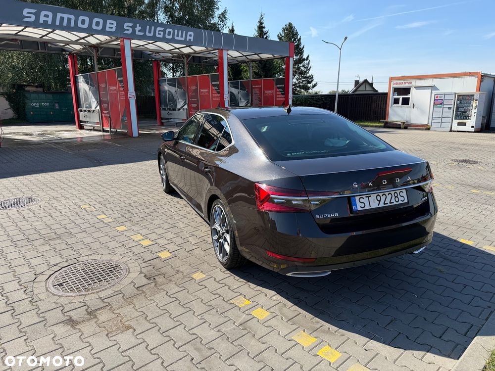 Skoda Superb 2.0 TDI SCR 4x4 L&K DSG - 4