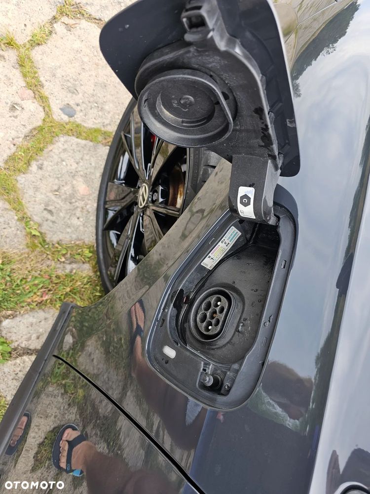 Volkswagen Golf - 26