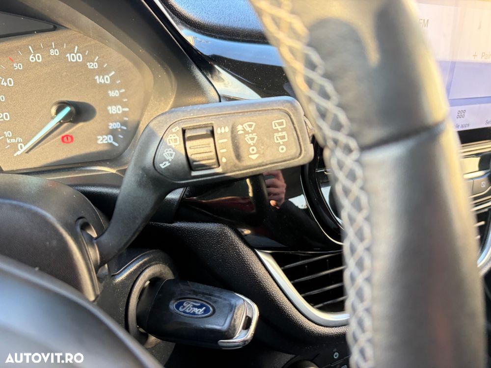 Ford Fiesta 1.0 EcoBoost mHEV Trend Connected - 16