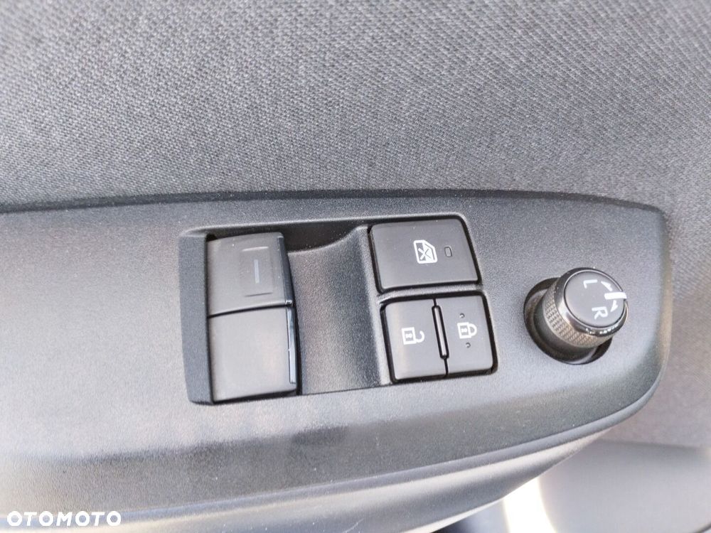 Toyota Yaris - 21