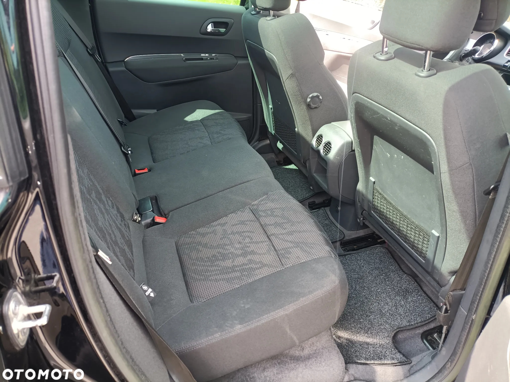 Peugeot 3008 - 8