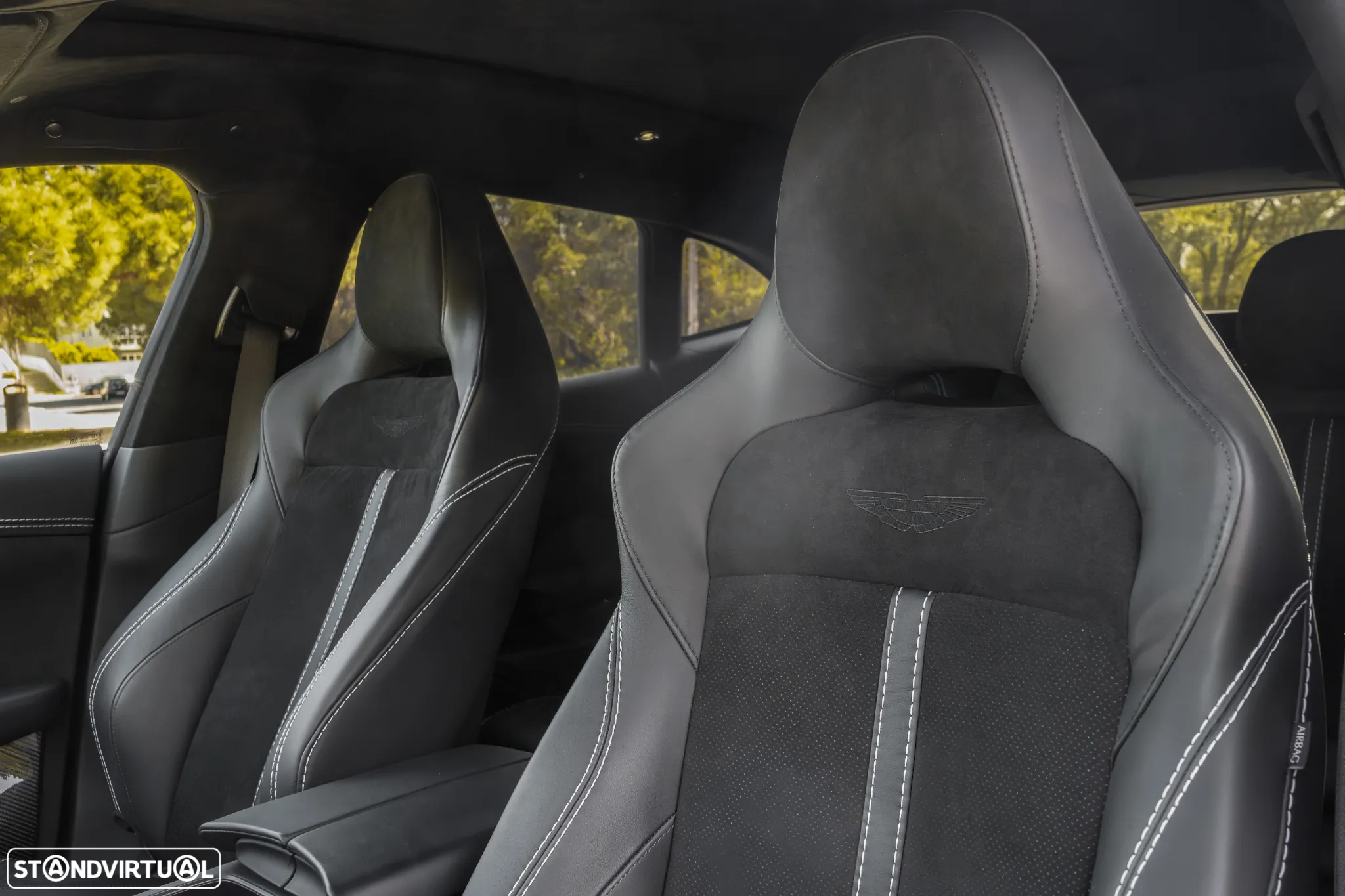 Aston Martin DBX Standard - 18