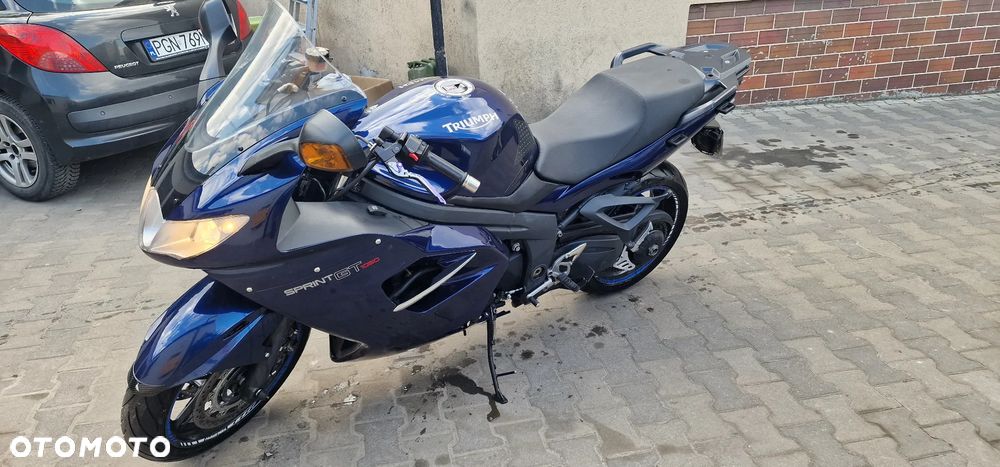Triumph Sprint - 3