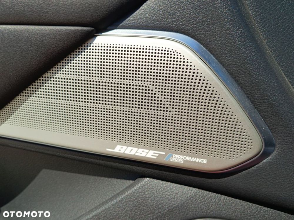 Infiniti Q60 - 29
