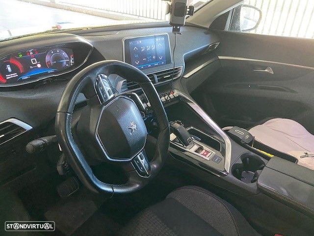 Peugeot 5008 - 7