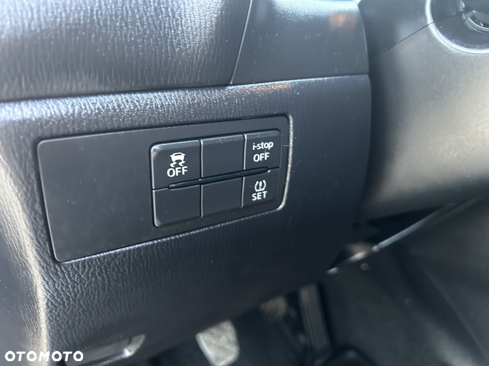 Mazda 3 SKYACTIV-G 120 KIZOKU - 23