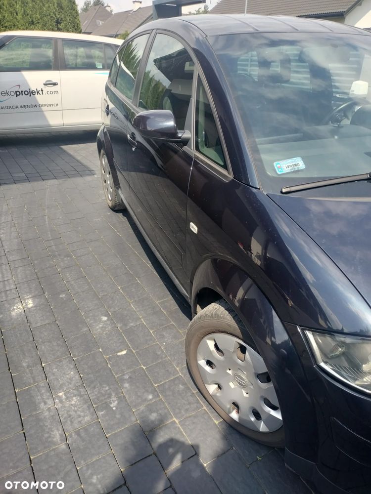Audi A2 - 2