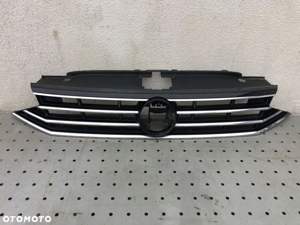 VW Passat B8 3G0 atrapa lift - 1