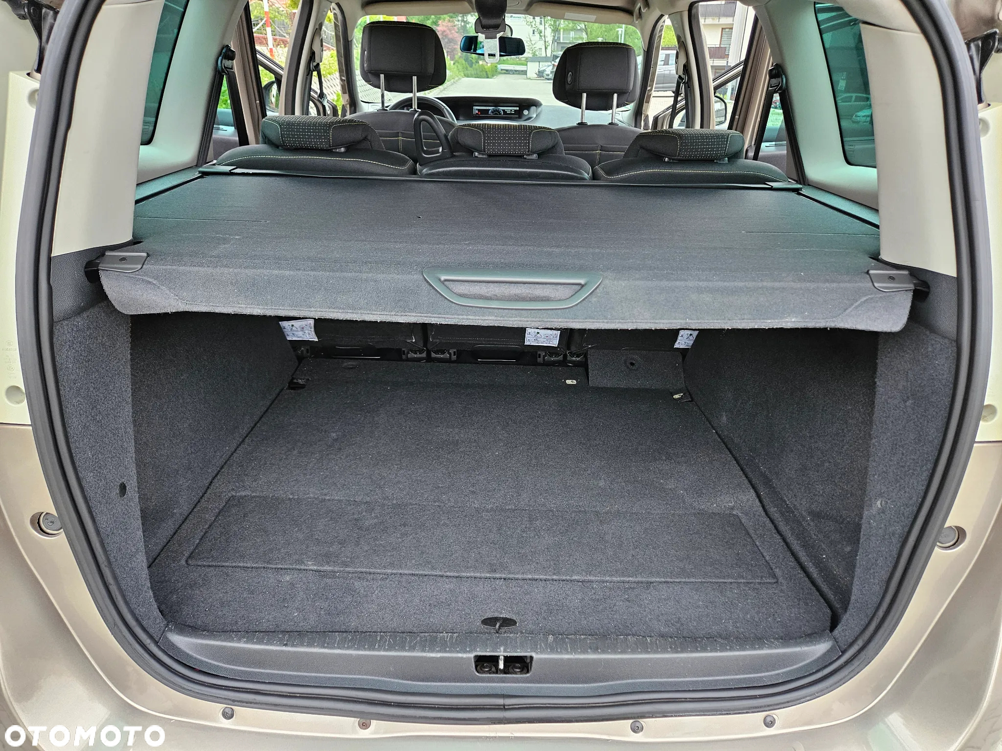 Renault Grand Scenic 1.6 16V 110 Dynamique - 22
