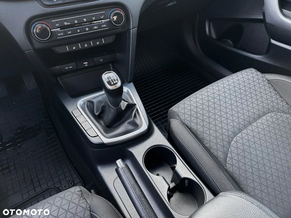 Kia XCeed 1.5 T-GDI L - 15