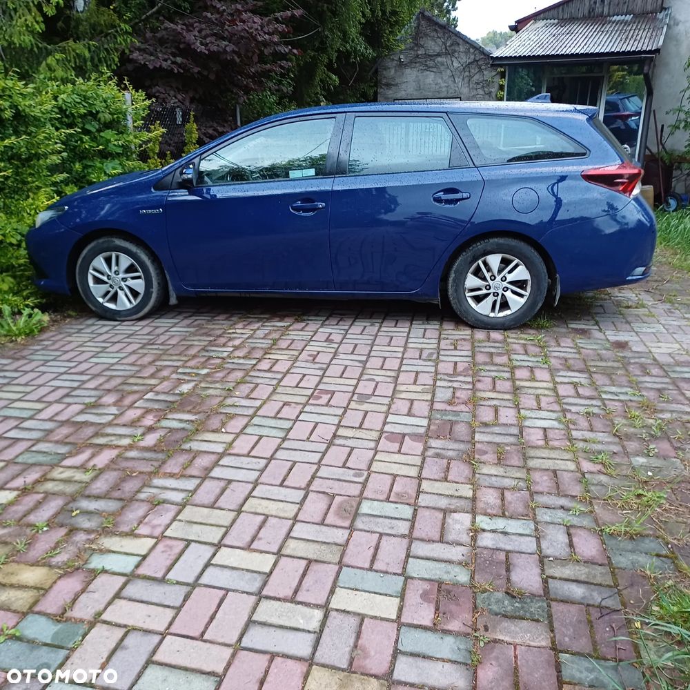 Toyota Auris - 4